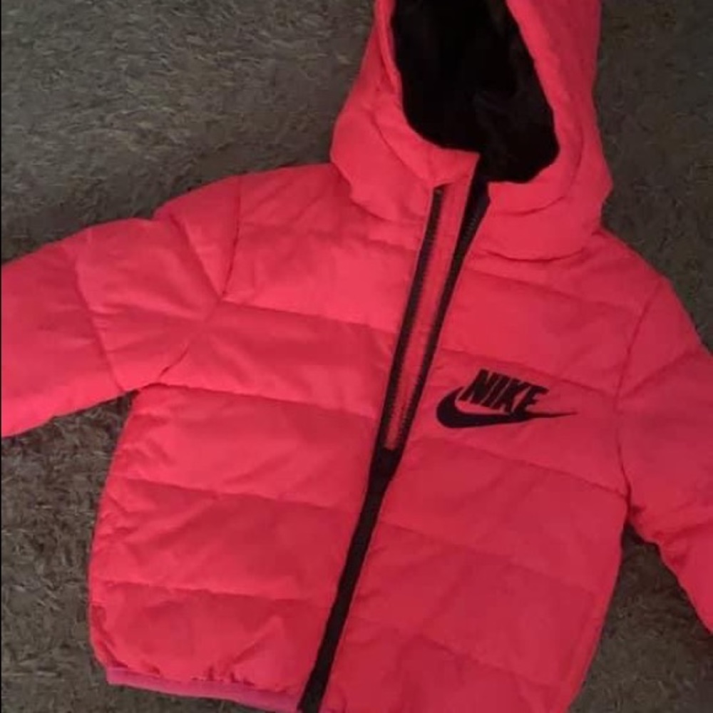 2T pink and black nike jacket